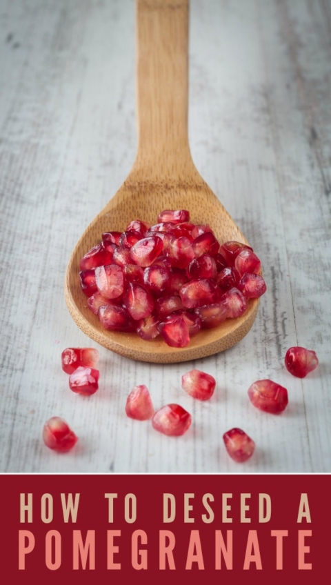 How To De-Seed a Pomegranate (Fast Way) 