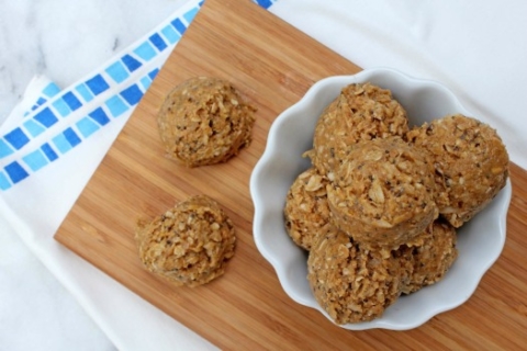 No-Bake Peanut Butter Energy Balls - The Frugal Girl